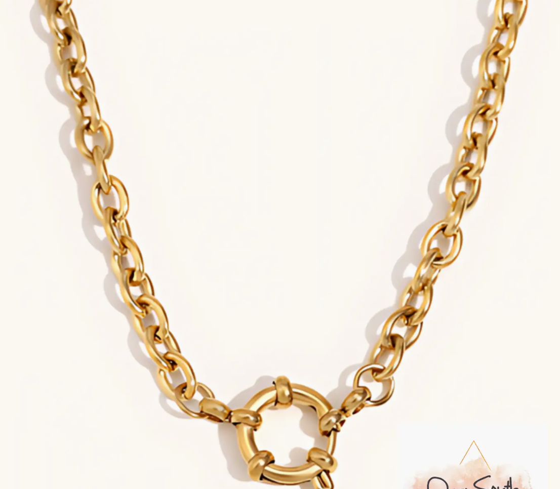 ava chain necklace